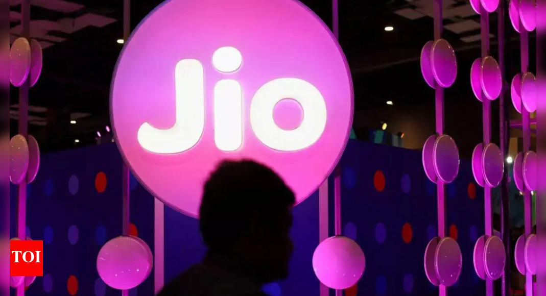 Reliance Jio IPO: CLSA says listing will be ‘mega event’; pegs $128 bn valuation as growth accelerates
