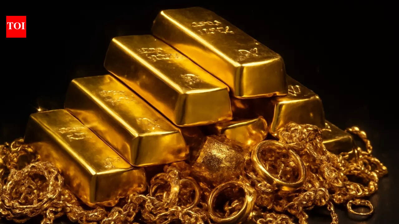 Gold, silver price prediction today: Will gold hit Rs 1.75 lakh/10 grams & silver cross Rs 3 lakh/kg soon? Here’s the outlook